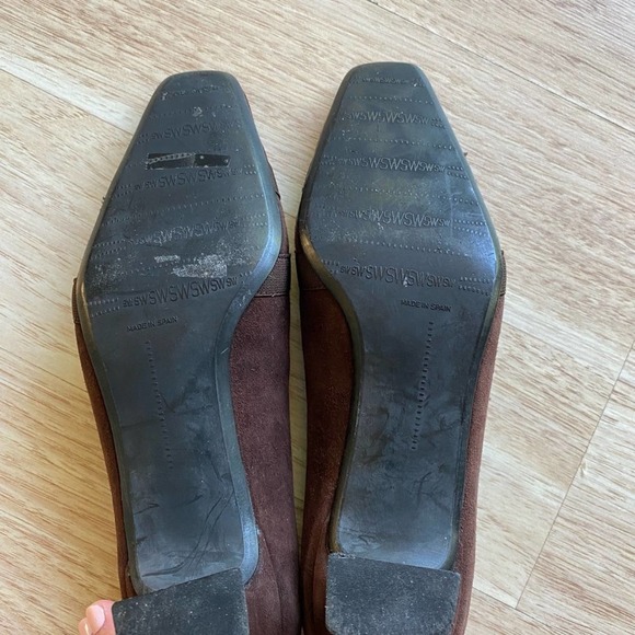 Stuart Weitzman Women's Brown Suede Pumps Size 5 - Picture 5 of 7